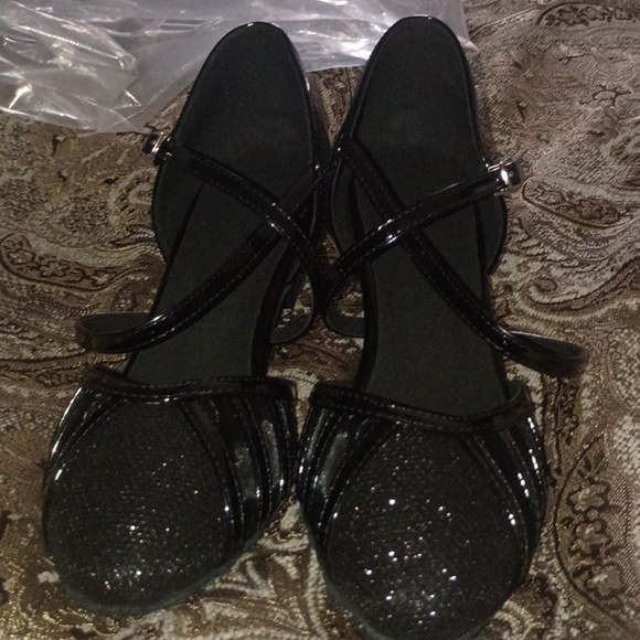 Amazon Low Heel Ballroom Dance Shoes Black Size 8 NWT - Picture 7 of 9